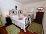 del Perugino luxury apartment: a bedroom